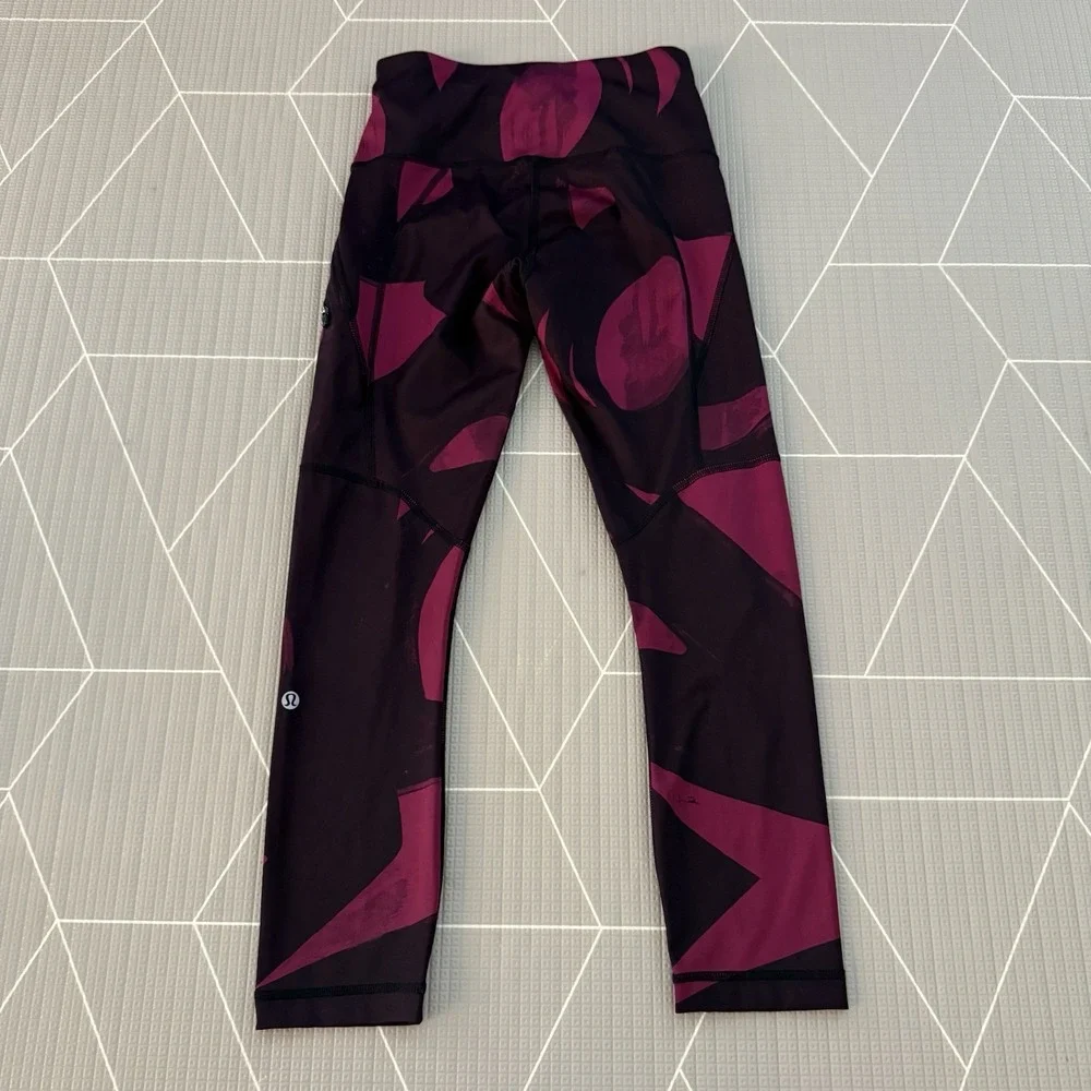 lululemon athletica excellent preowned